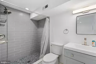 6306 Tracey Ct, Alexandria, VA 22310 - Photo 51