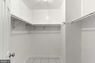 10441 Carriagepark Ct, Fairfax, VA 22032 - Photo 19