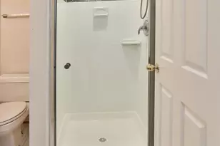 5837 Norham Dr, Alexandria, VA 22315 - Photo 15