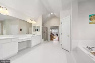 8717 Flowering Dogwood Ln, Lorton, VA 22079 - Photo 27