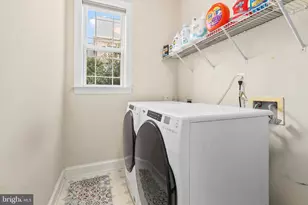 8717 Flowering Dogwood Ln, Lorton, VA 22079 - Photo 21