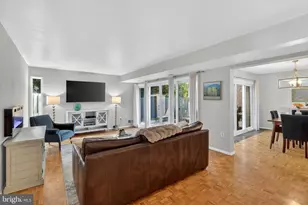 11519 Links Dr, Reston, VA 20190 - Photo 9