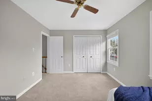 14434 Four Chimney Dr, Centreville, VA 20120 - Photo 17