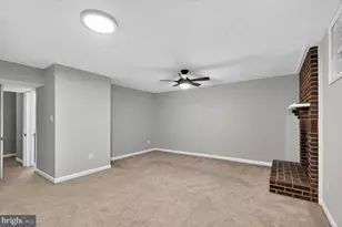 14434 Four Chimney Dr, Centreville, VA 20120 - Photo 23