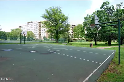 6621 Wakefield Drive #812, Alexandria, VA 22307 - Photo 21