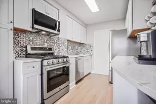 6621 Wakefield Dr, Alexandria, VA 22307 - Photo 7