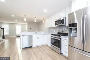 8058 Felecity Ct, Springfield, VA 22153 - Photo 7