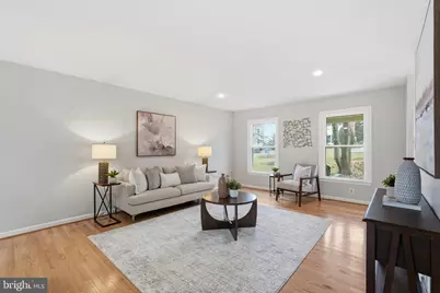 601 Sideling Court NE, Vienna, VA 22180 - Photo 3