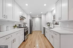 601 Sideling Ct NE, Vienna, VA 22180 - Photo 13