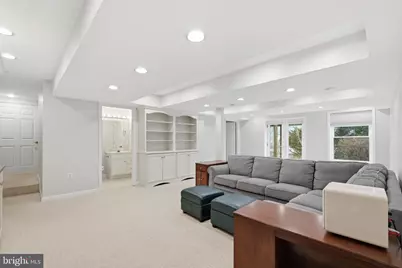 601 Sideling Court NE, Vienna, VA 22180 - Photo 43