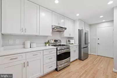 601 Sideling Court NE, Vienna, VA 22180 - Photo 15