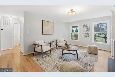 601 Sideling Court NE, Vienna, VA 22180 - Photo 7