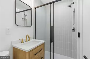 4824 Holborn Ave, Annandale, VA 22003 - Photo 17