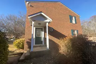 6352 Shaundale Dr, Springfield, VA 22152 - Photo 1