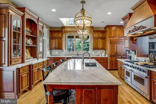 1017 Windswept Dr, Great Falls, VA 22066 - Photo 13