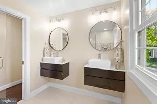 4403 Wakefield Dr, Annandale, VA 22003 - Photo 29