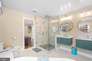 4403 Wakefield Dr, Annandale, VA 22003 - Photo 41