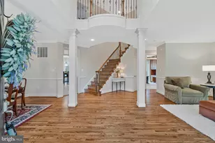 13783 Henry Pond Ct, Chantilly, VA 20151 - Photo 3