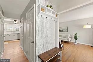 6111 Martins Landing Ct, Burke, VA 22015 - Photo 9