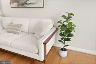 6111 Martins Landing Ct, Burke, VA 22015 - Photo 13