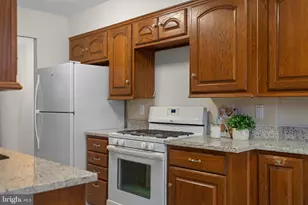 14831 Hoxton Square, Centreville, VA 20120 - Photo 17