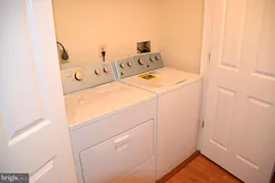 6086 Joust Ln, Alexandria, VA 22315 - Photo 37