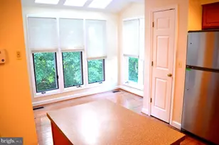 6086 Joust Ln, Alexandria, VA 22315 - Photo 13