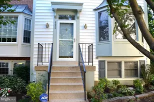 6086 Joust Ln, Alexandria, VA 22315 - Photo 3