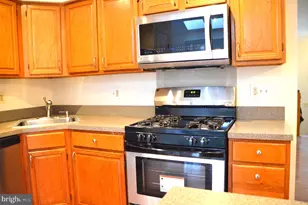 6086 Joust Ln, Alexandria, VA 22315 - Photo 15