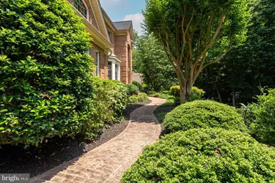 12390 Falkirk Drive, Fairfax, VA 22033 - Photo 5