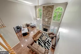 12390 Falkirk Dr, Fairfax, VA 22033 - Photo 17