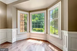 12390 Falkirk Dr, Fairfax, VA 22033 - Photo 21