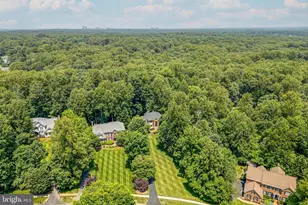 12390 Falkirk Dr, Fairfax, VA 22033 - Photo 7