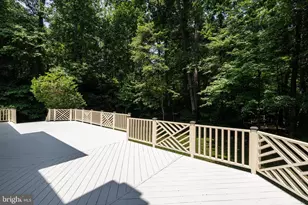 12390 Falkirk Dr, Fairfax, VA 22033 - Photo 39