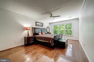 12390 Falkirk Dr, Fairfax, VA 22033 - Photo 43