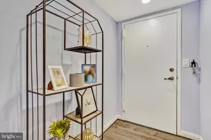 7621 Provincial Dr, McLean, VA 22102 - Photo 3