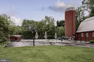 715 Park Street SE, Vienna, VA 22180 - Photo 75