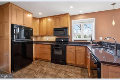 715 Park Street SE, Vienna, VA 22180 - Photo 21