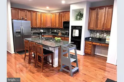 7358 Bloomington Court, Springfield, VA 22150 - Photo 13