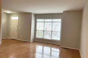 7358 Bloomington Ct, Springfield, VA 22150 - Photo 9