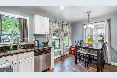 6004 Brookview Drive, Alexandria, VA 22310 - Photo 15