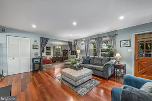 6004 Brookview Dr, Alexandria, VA 22310 - Photo 13
