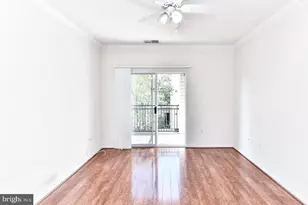 12913 Centre Park Cir, Herndon, VA 20171 - Photo 3