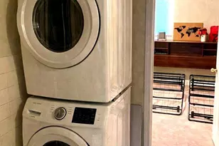 6458 Autumn Glen Ct, Alexandria, VA 22312 - Photo 9