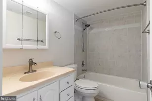 7239 Jillspring Ct, Springfield, VA 22152 - Photo 21