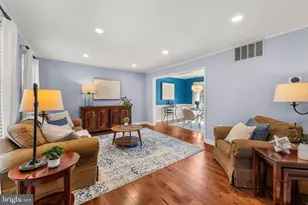 9078 Brook Ford Rd, Burke, VA 22015 - Photo 9