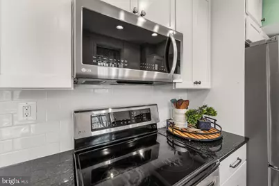 9078 Brook Ford Road, Burke, VA 22015 - Photo 5