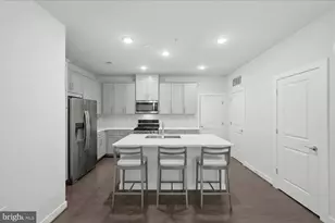 13334 Arrowbrook Centre Dr, Herndon, VA 20171 - Photo 3