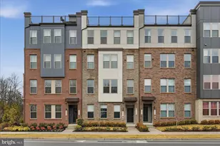 13506 Innovation Station Loop, Herndon, VA 20171 - Photo 17