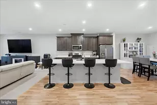 13506 Innovation Station Loop, Herndon, VA 20171 - Photo 7